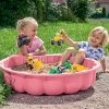 Set Sandkasten Muschel Zweiteilig Watershell Pink BIG Rosa Und Ein Abschleppwagen Aus Zuckerrohr Bio Sugar Cane Mit Förmchen -Garten Spielzeug Laden 800007722 800055792 800055801 800055802 800055803 c big lifestyle 2
