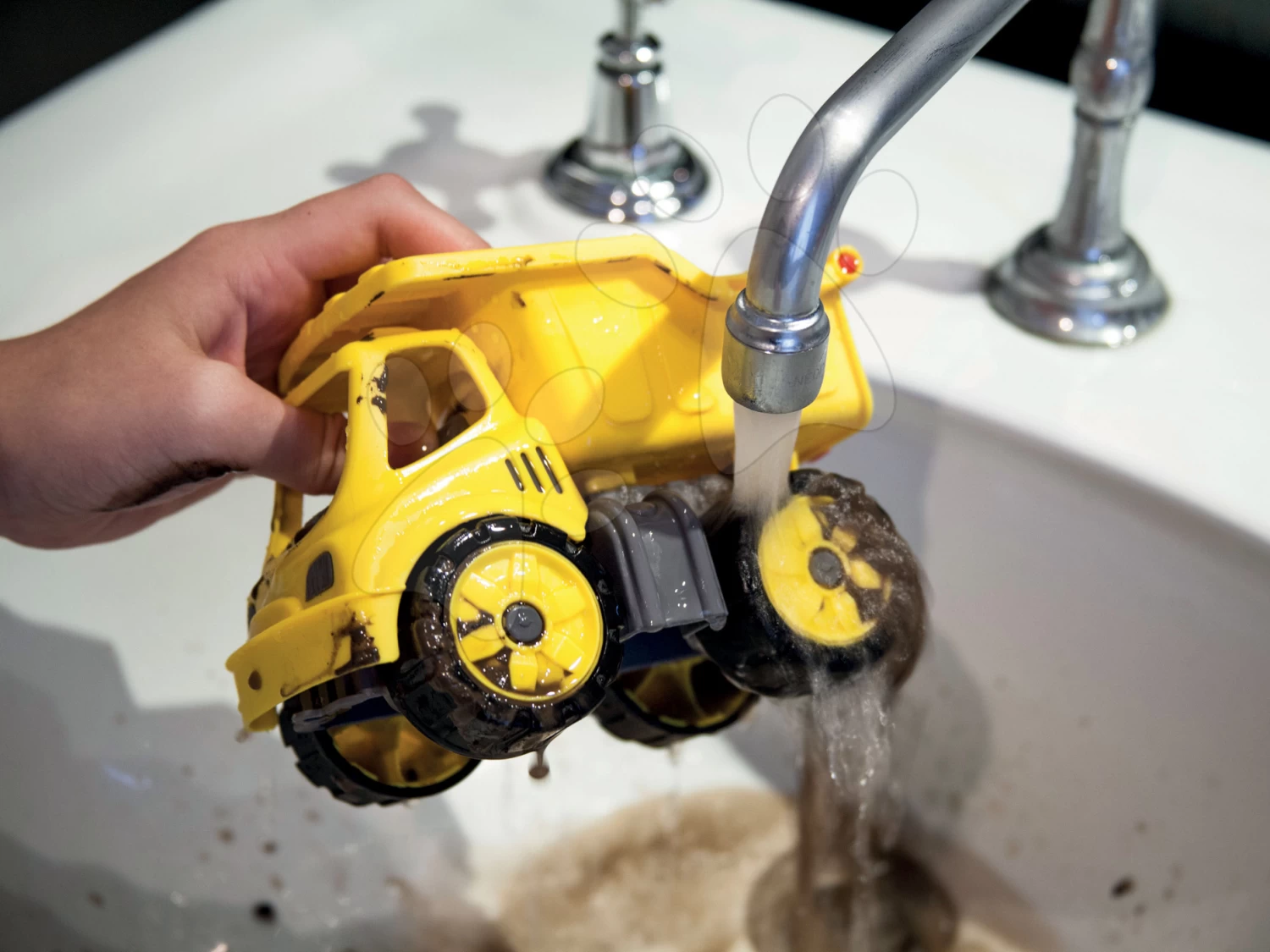 Power BIG Feuerwehrauto Mit Wasserkanone Rot Ab 24 Monaten 14 Power BIG Feuerwehrauto Mit Wasserkanone Rot Ab 24 Monaten – Bild 12