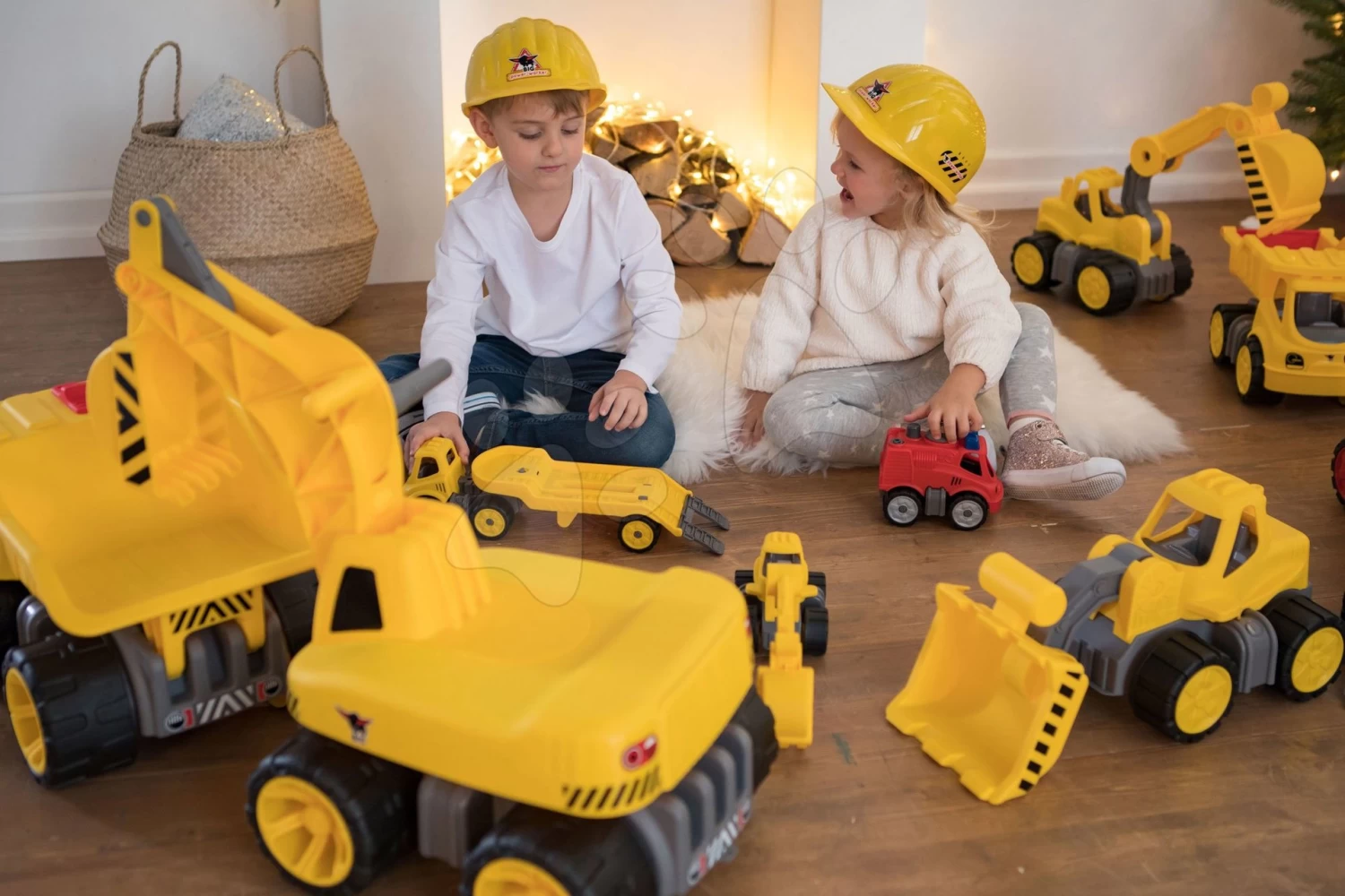 Power BIG Feuerwehrauto Mit Wasserkanone Rot Ab 24 Monaten 18 Power BIG Feuerwehrauto Mit Wasserkanone Rot Ab 24 Monaten – Bild 16