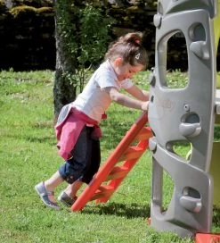 Kletterset Multiactivity Climbing Tower Smoby Zum Klettern Mit Rutsche Und 2 Stühlen Und Einem KidTable-Stuhl Ab 24 Monaten -Garten Spielzeug Laden 840204 h smoby preliezacka 18