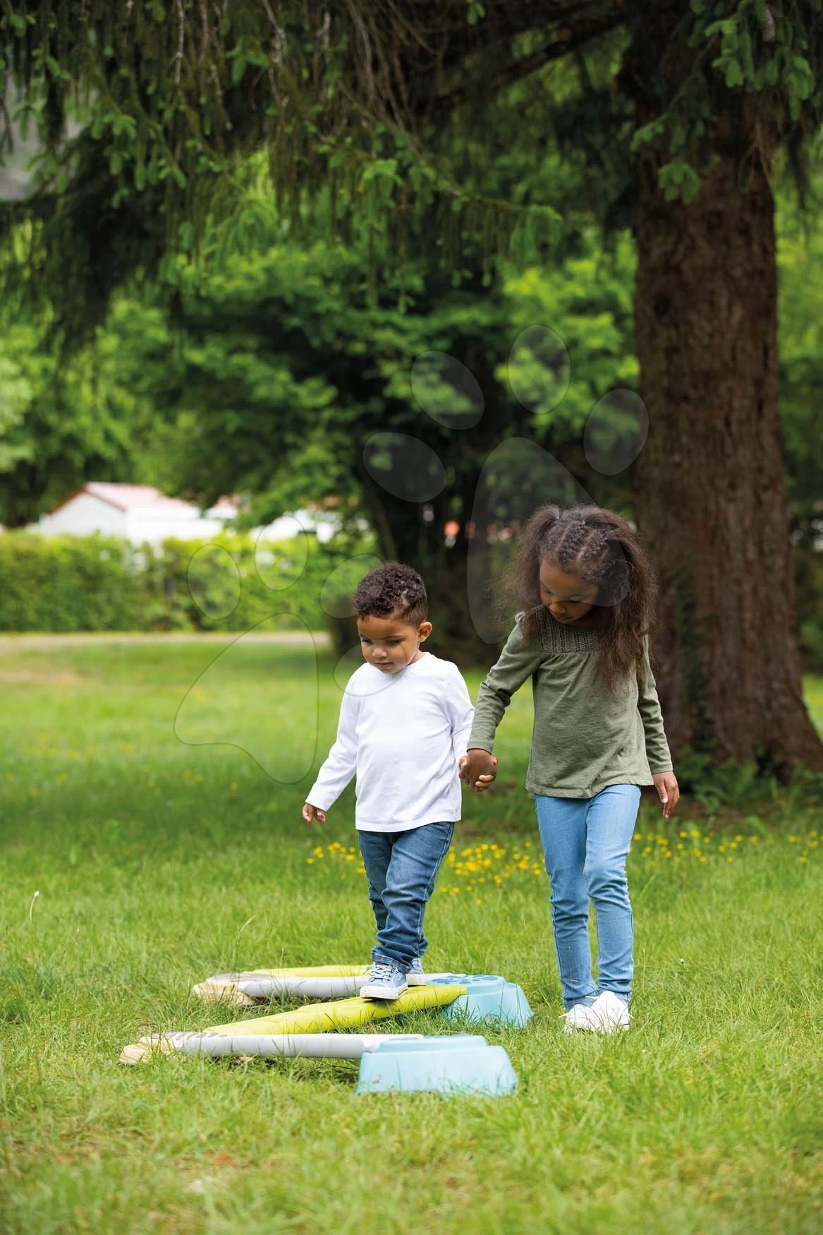 Abenteuerstrecke Adventure Course Smoby 4 Gehwege Und 4 Stützpunkte Für Die Entwicklung Der Motorischen Sinne Der Kinder Ab 24 Monaten SM840400 13 Abenteuerstrecke Adventure Course Smoby 4 Gehwege Und 4 Stützpunkte Für Die Entwicklung Der Motorischen Sinne Der Kinder Ab 24 Monaten SM840400 – Bild 11