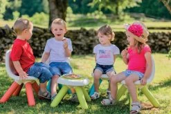 Tischset KidTable White Smoby Graucreme Höhe 45 Cm Mit Drei Stühlen Mit Anti-UV-Filter -Garten Spielzeug Laden 880100 880200 a smoby stolicky 7