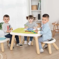 Set Picknicktisch Mit Zwei Stühlen KidChair Smoby Und Balance Rutscher Lerning Bike Ab 24 Monaten