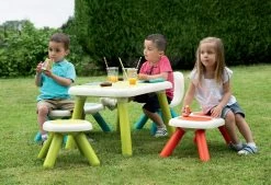 Kindertischset KidTable Blau Smoby Mit Zwei Stühlen Mit UV-Filter -Garten Spielzeug Laden 880400 c smoby stol 7