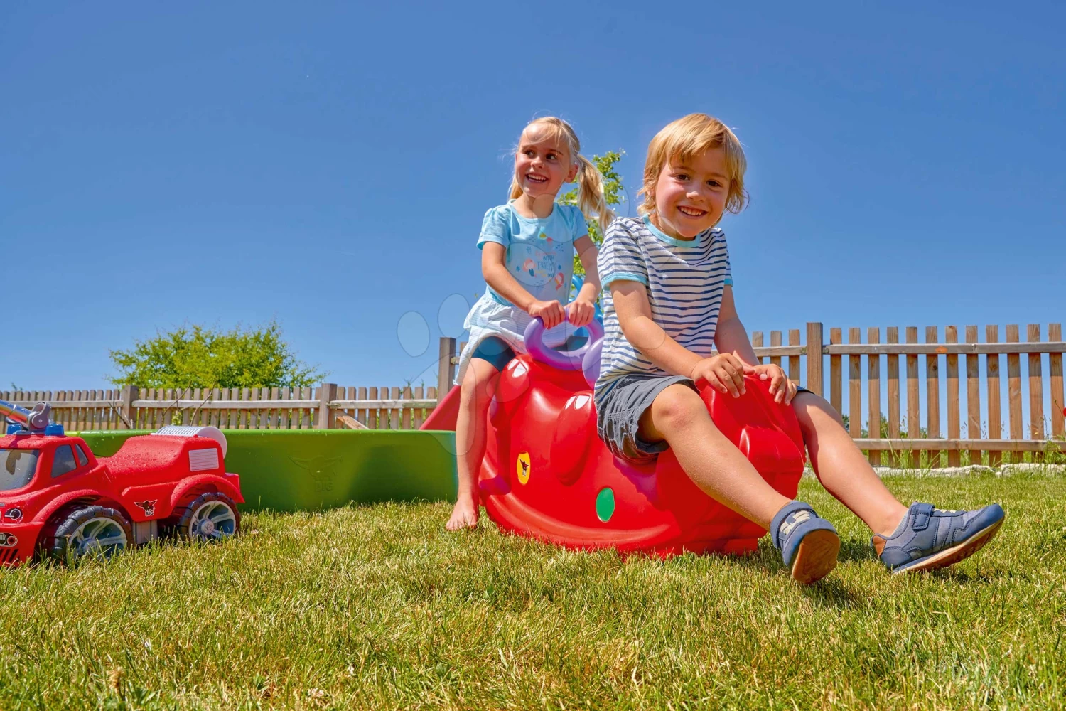 Schaukel Dinosaurier Sammy BIG Beiderseitig Rot Ab 12 Monaten 11 Schaukel Dinosaurier Sammy BIG Beiderseitig Rot Ab 12 Monaten – Bild 9